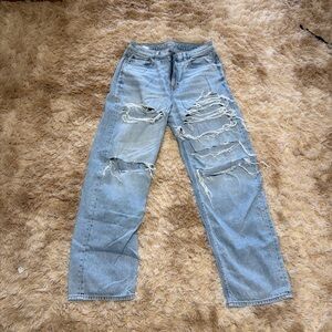 American Eagle Outfitters Sky Blue Ripped Women's Relaxed Jeans